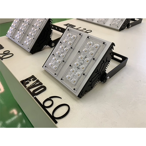 Proiettore DRACO_EVO60