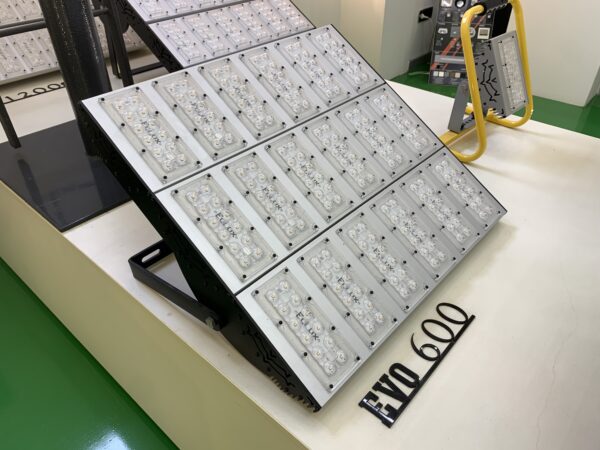 Proiettore industriale led modello DRACO_EVO600