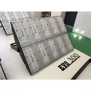 Proiettore industriale per illuminazione Draco300Plus